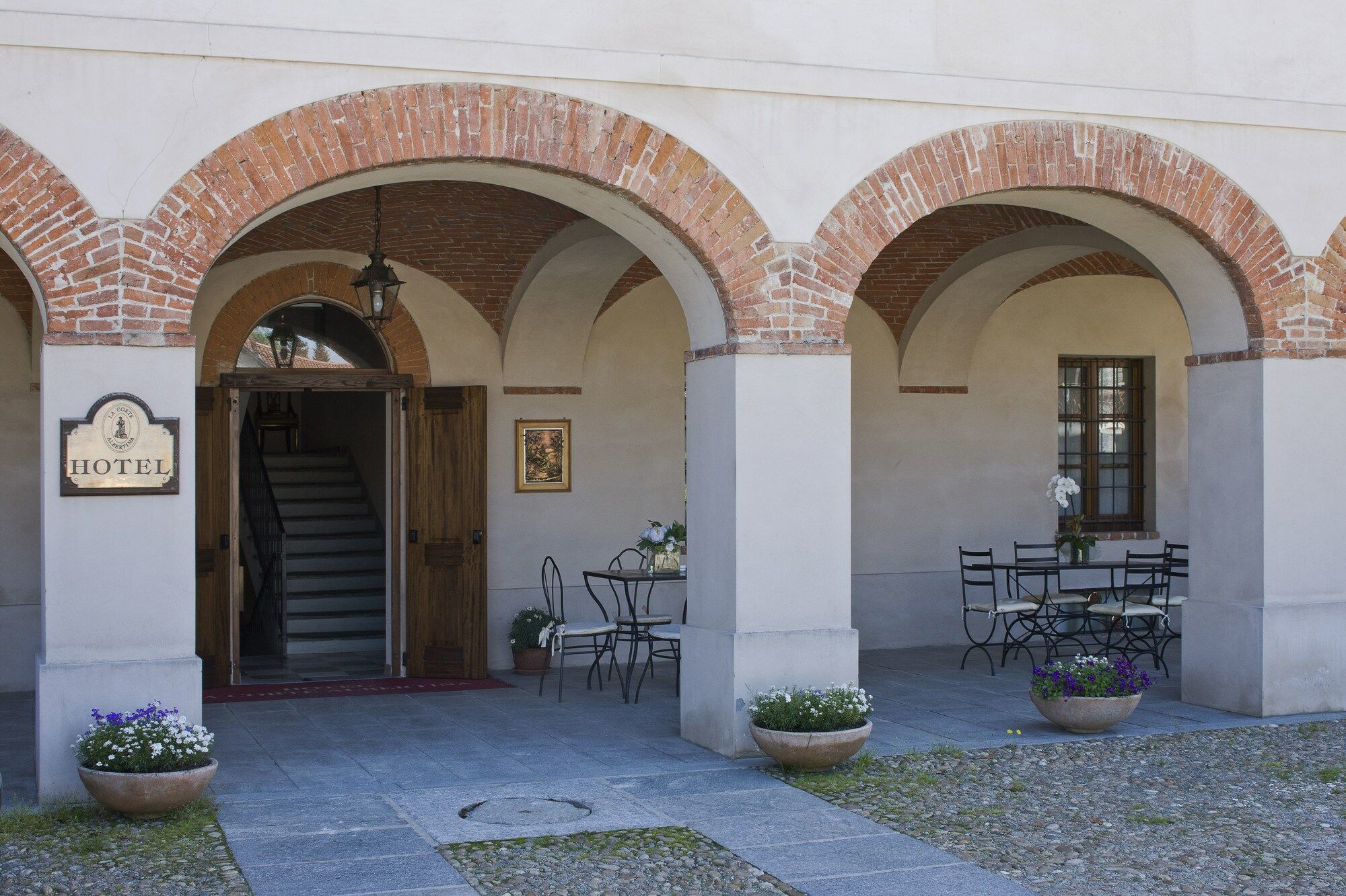 Albergo La Corte Albertina Bra Exterior foto
